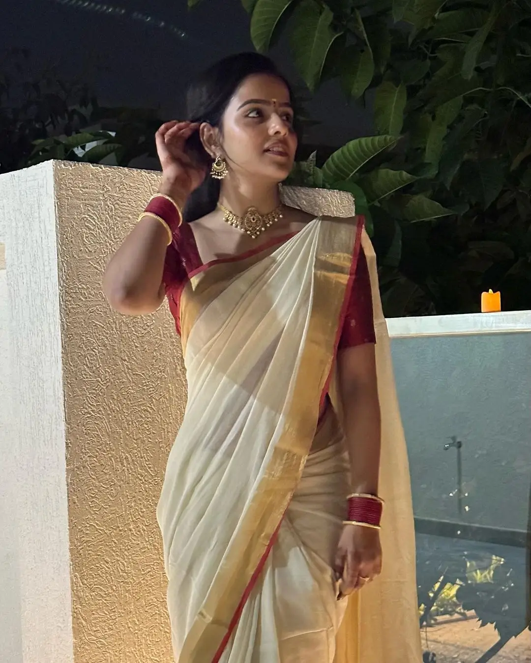 Vaishnavi Chaitanya In South Indian Traditional White Saree Red Blouse